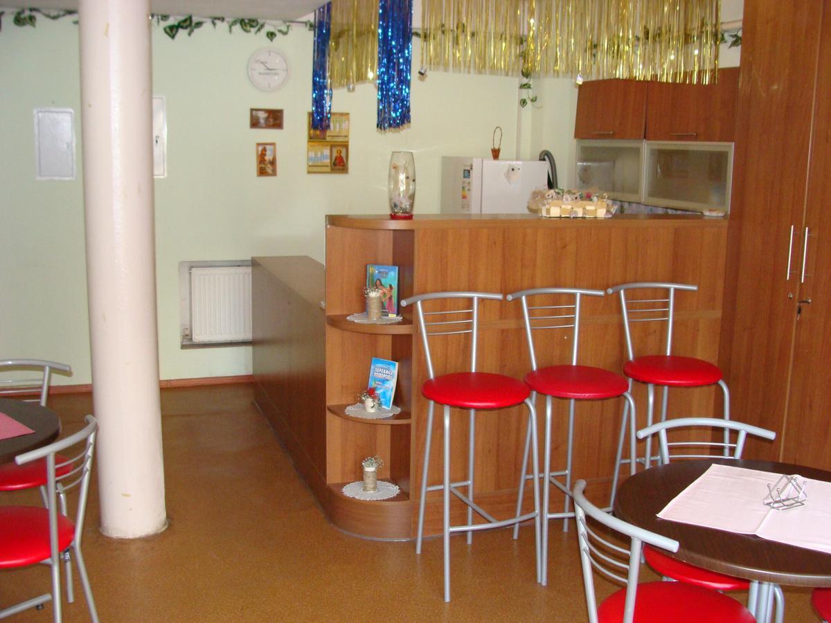 Adel Hotell Kiev Exteriör bild